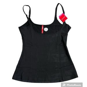 SPANX STEP IN OPEN BUST CAMI 
COLOR VERY BLACK
SIZE 2X 
NEW WITH TAGS